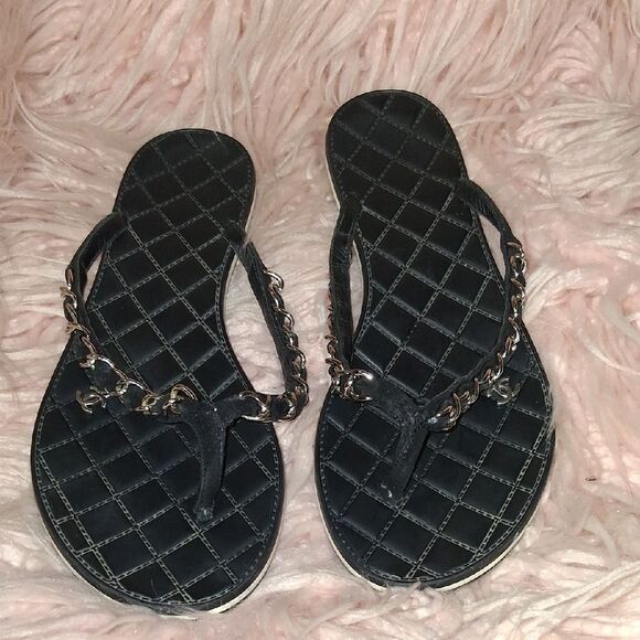 Chanel Black Quilted Women's Sandals - Picture 1 of 15